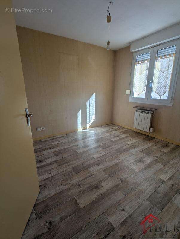 Appartement à ARC-LES-GRAY