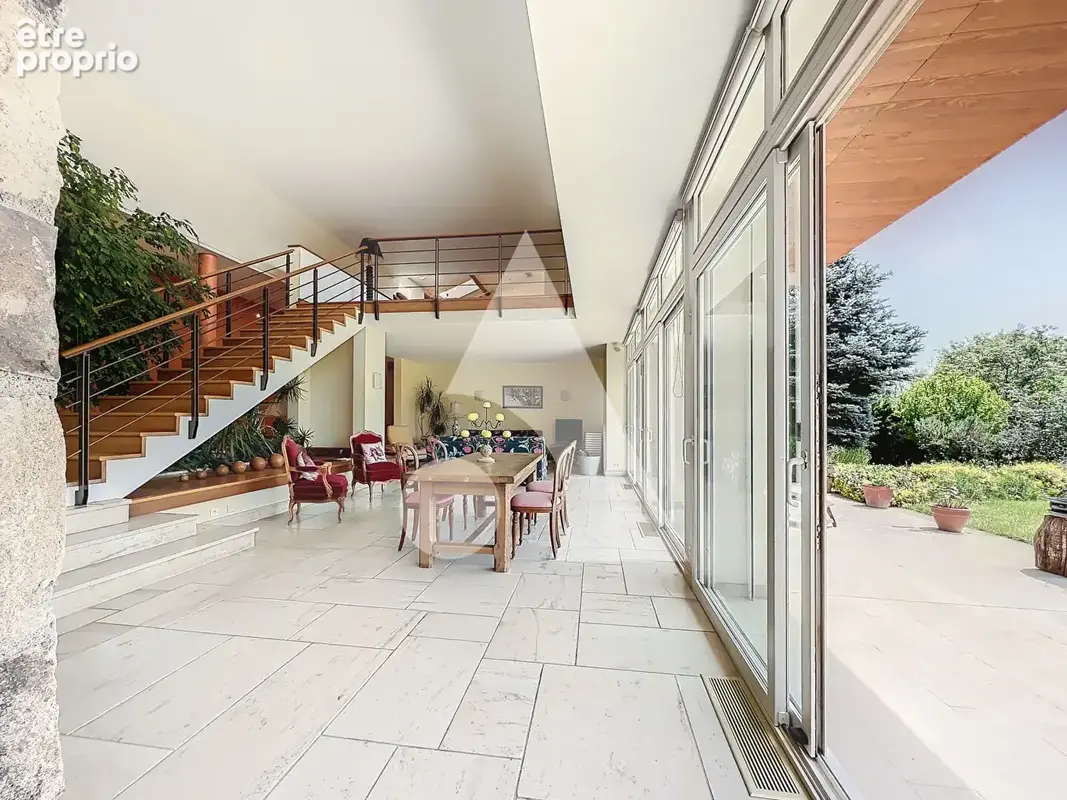 Demeure de prestige à 5 minutes de Montrond-les-Bains de 6 pièce(s) 420 m² - photo 9