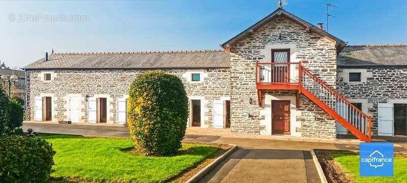 Maison à JANZE