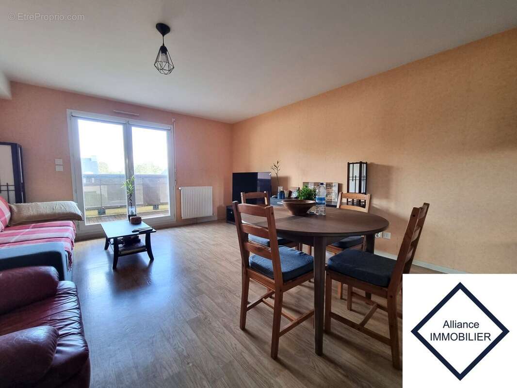 Appartement à MONTAUBAN-DE-BRETAGNE