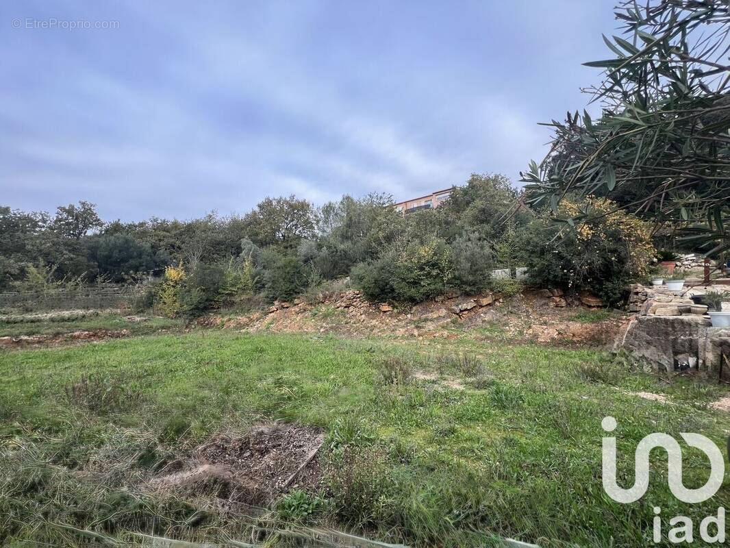 Photo 1 - Terrain à SOLLIES-TOUCAS