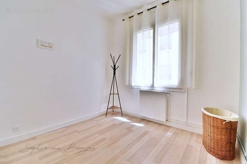 Appartement rénové à vendre à MARSEILLE 7EME ARRONDISSEMENT (13), 3 pièces, 40 m², à 50 m de la plage des Catalans - photo 9