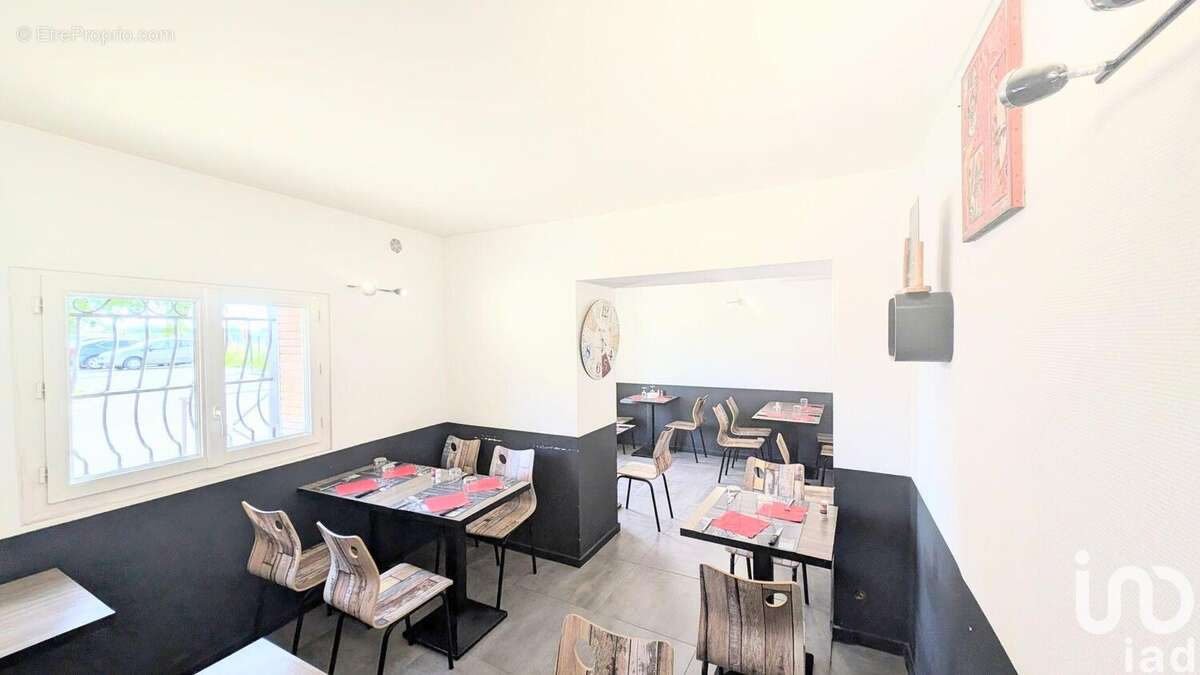 Photo 8 - Commerce à SAINT-GERVASY