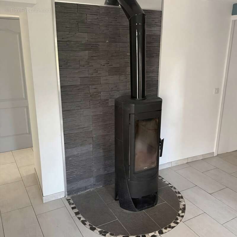 Maison à CONTREXEVILLE