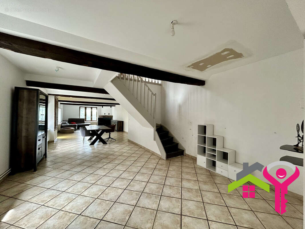 Maison 175 m² à Forest-En-Cambresis  - photo 3