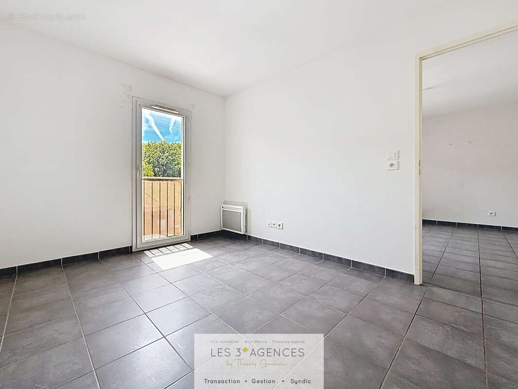 Appartement à COGOLIN