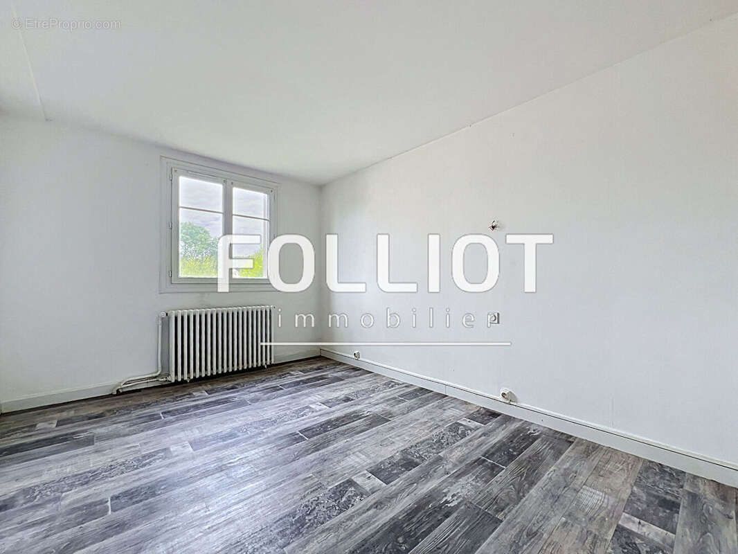 A VENDRE - Maison à Mouen de 6 pièce(s) 114 m2 - photo 10