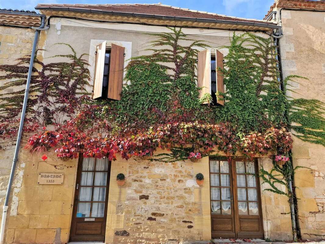 Maison à MONPAZIER
