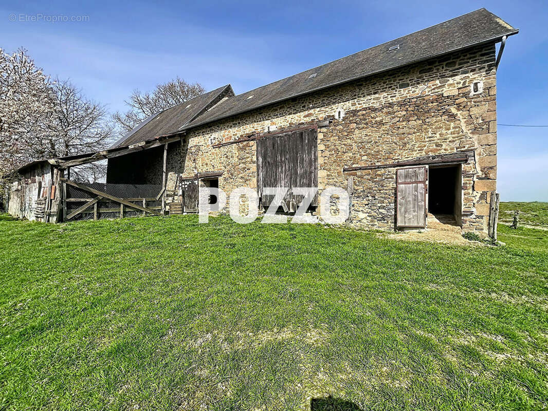Maison à MORTAIN