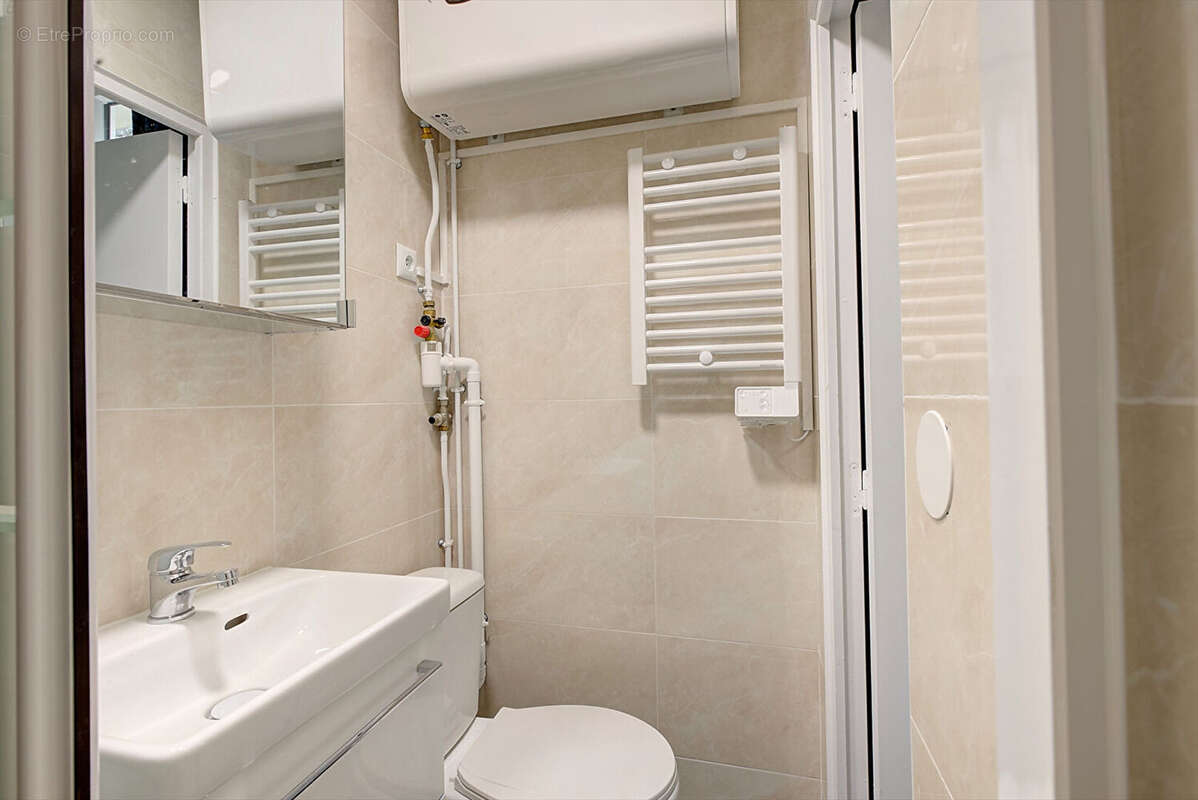Appartement à PARIS-18E