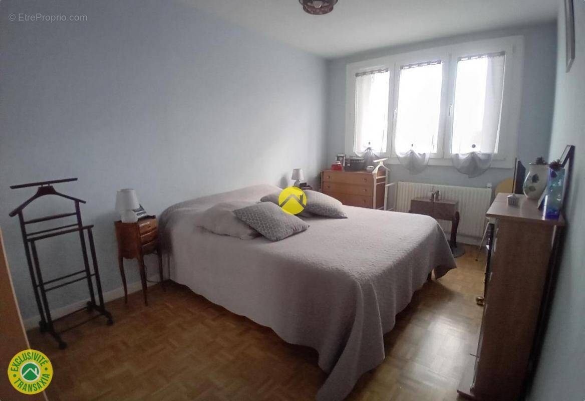 Appartement T3 rénové - photo 3