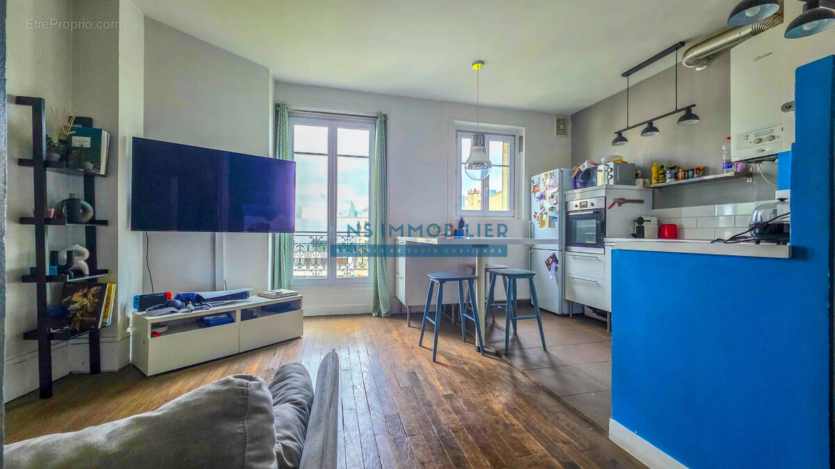 Appartement à LA GARENNE-COLOMBES