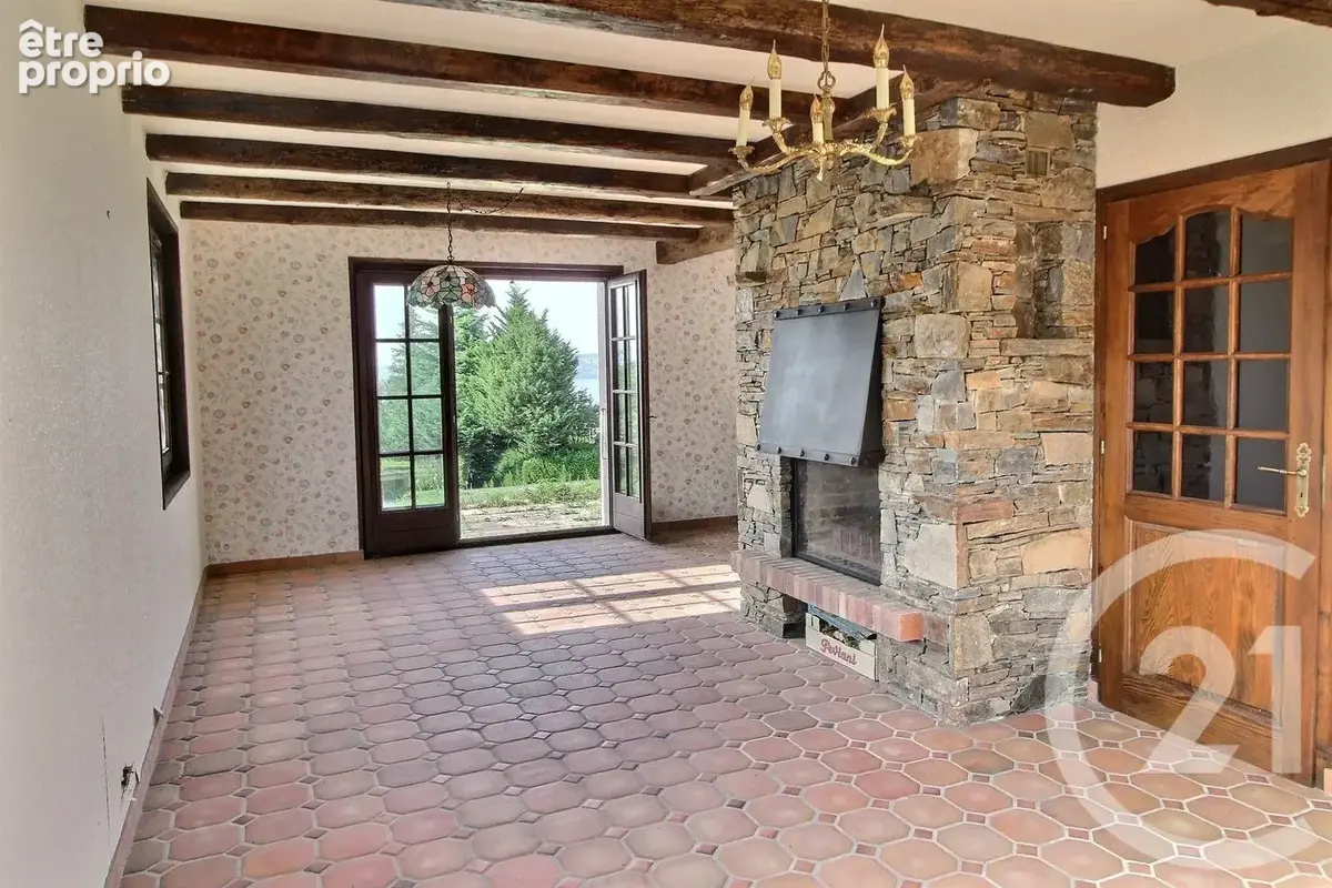 Maison à NEUVECELLE