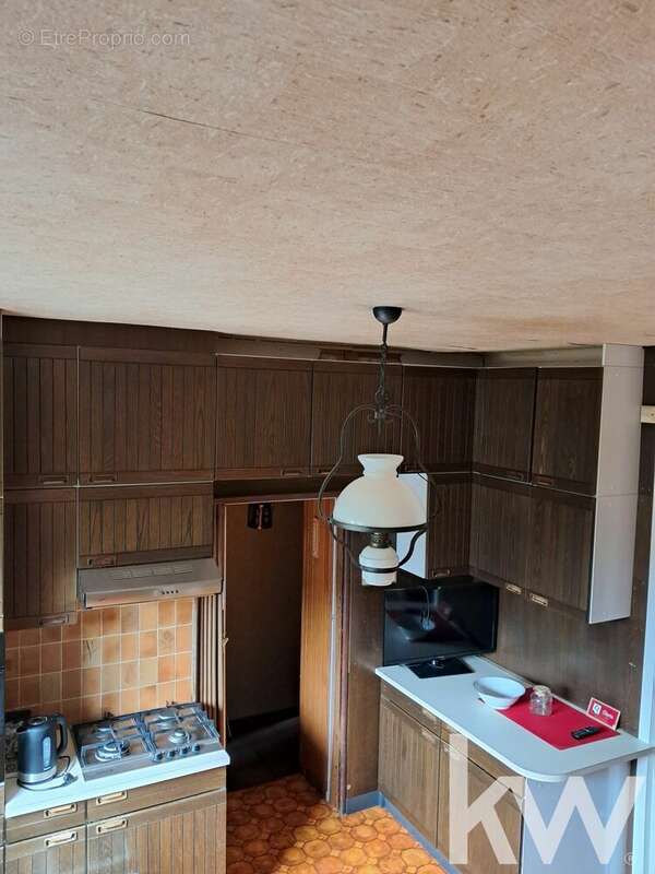 Maison à SAINT-GERVAIS-D'AUVERGNE