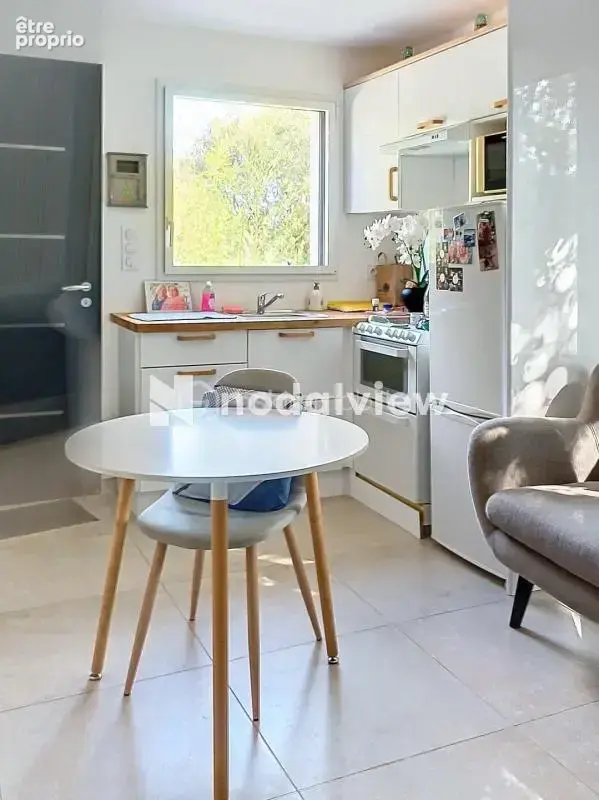*** Villa d’architecte avec piscine à débordement et T2 indépendant – grand garage - proche Pic Saint-Loup / Montpellier Nord –  - photo 26