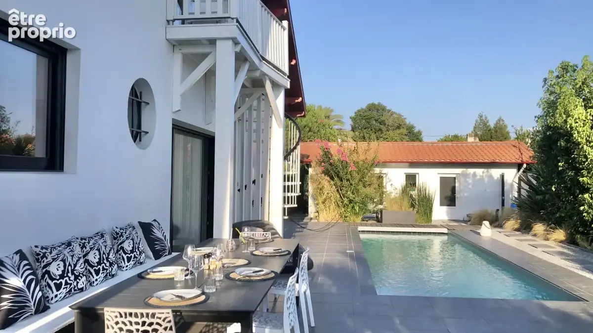 Maison avec 3 logements, piscine sur terrain de 837 m² à Soorts-Hossegor  200 m²  8 pièces  Proche centre et plages - photo 4