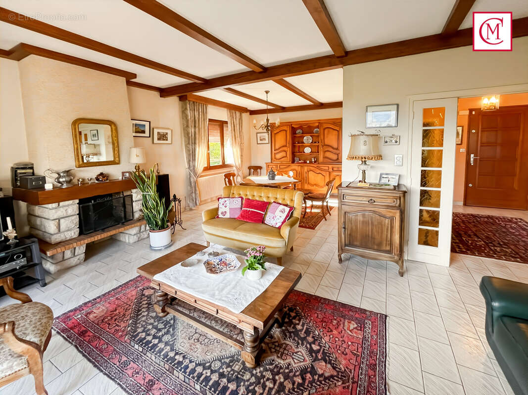 Maison à SAINT-ISMIER