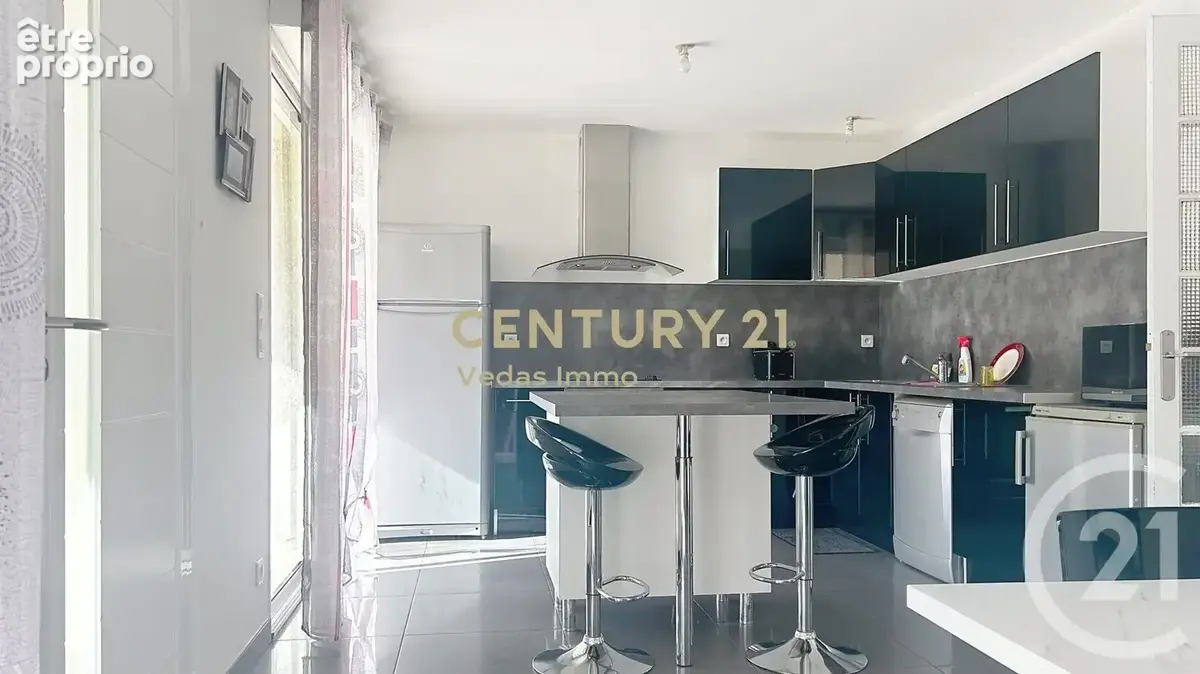 Appartement 102 m² à Saint-Jean-De-Vedas  - photo 2