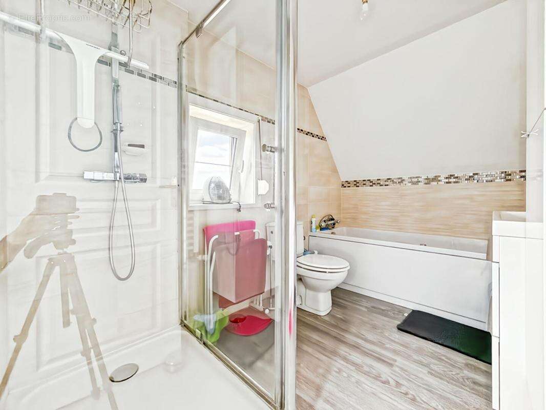 Fermette de caractère  140 m²  / 4 chambres  / 5 564 m² de terrain dont partie constructible ? la gorgue - photo 6