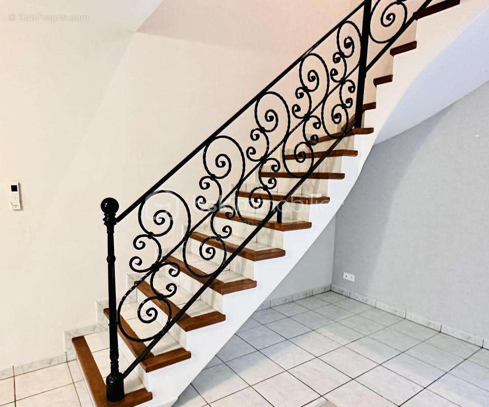 Maison à BEAUREPAIRE