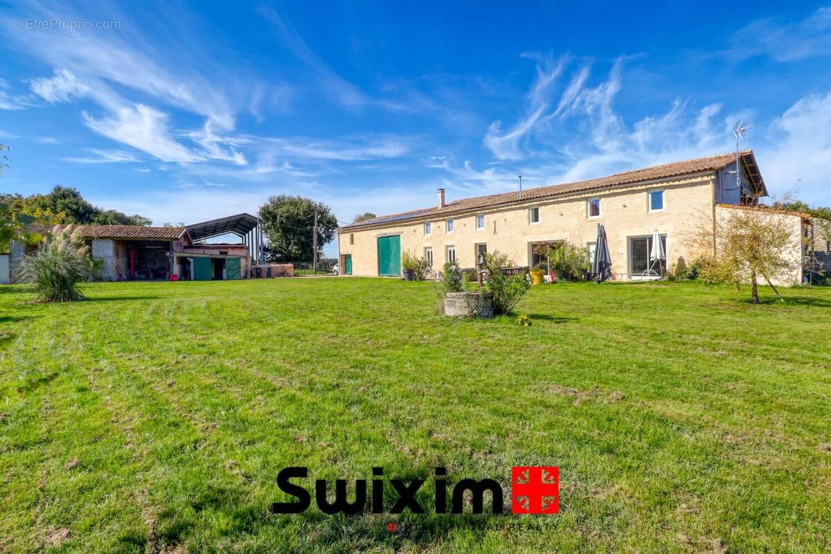 Maison à SAINT-LAURENT-MEDOC