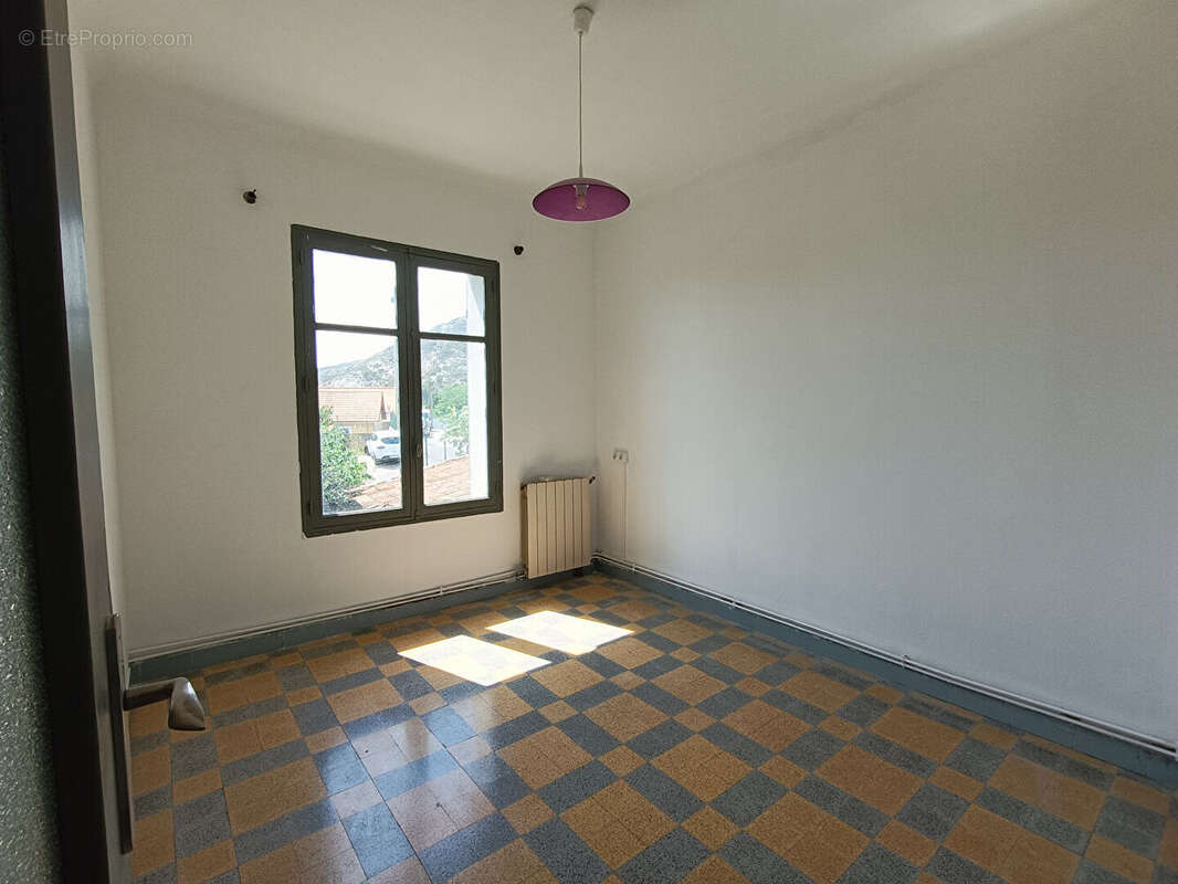 Appartement à MARSEILLE-16E