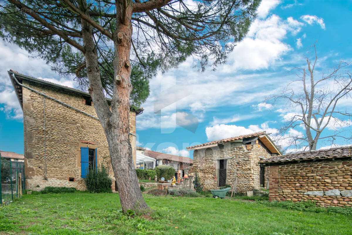 Maison à CHATEAUNEUF-DE-GALAURE