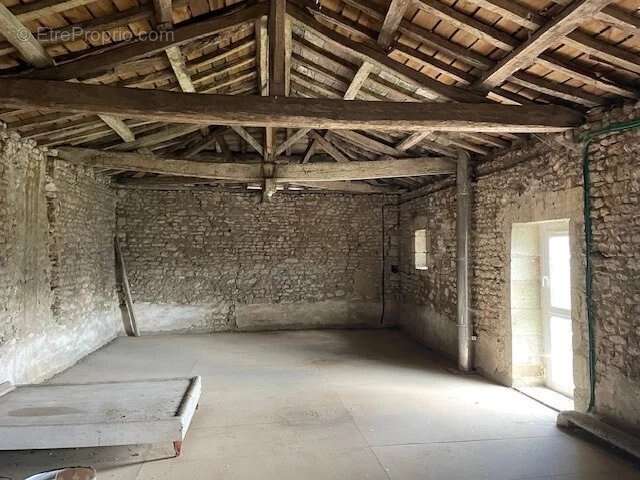 Maison à BRION-PRES-THOUET