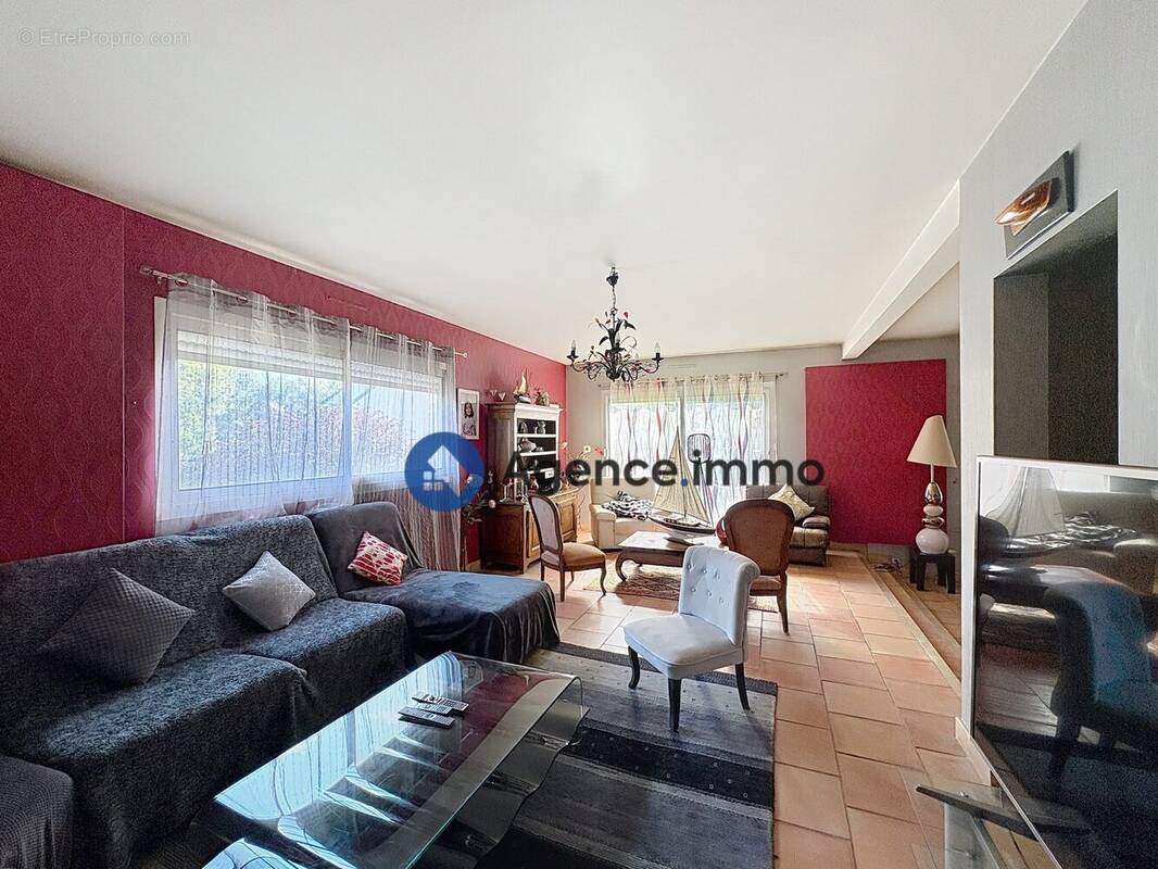 Maison à ARTANNES-SUR-INDRE