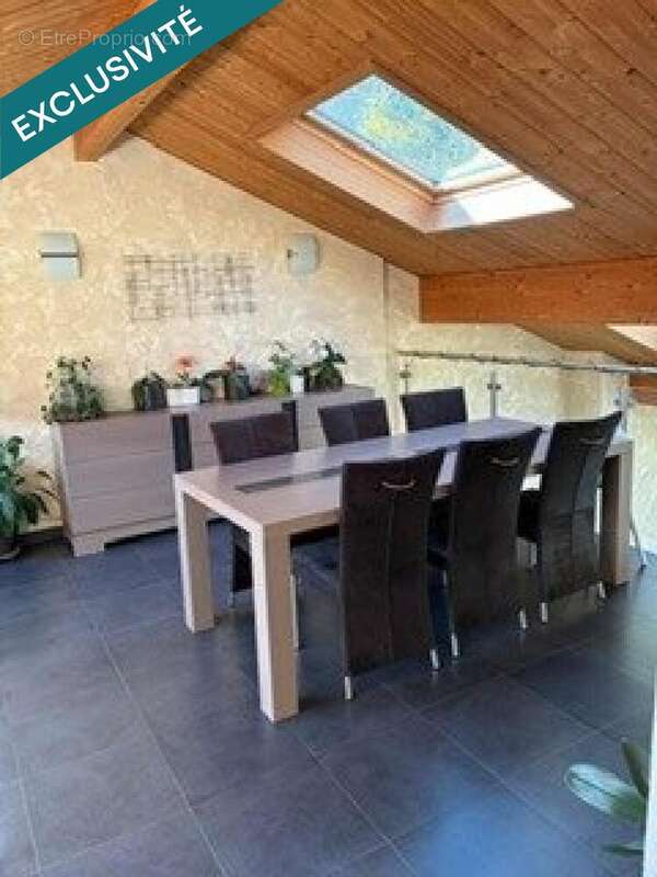 Maison 225 m² à Cons-La-Grandville  - photo 5