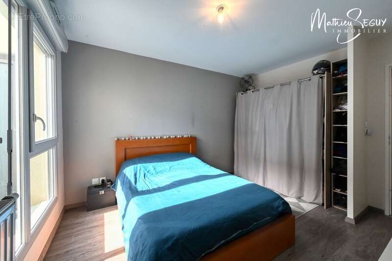 Appartement à THURINS