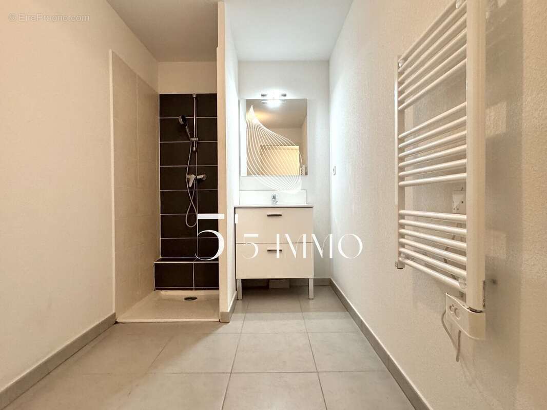 Appartement à CASTELNAU-LE-LEZ