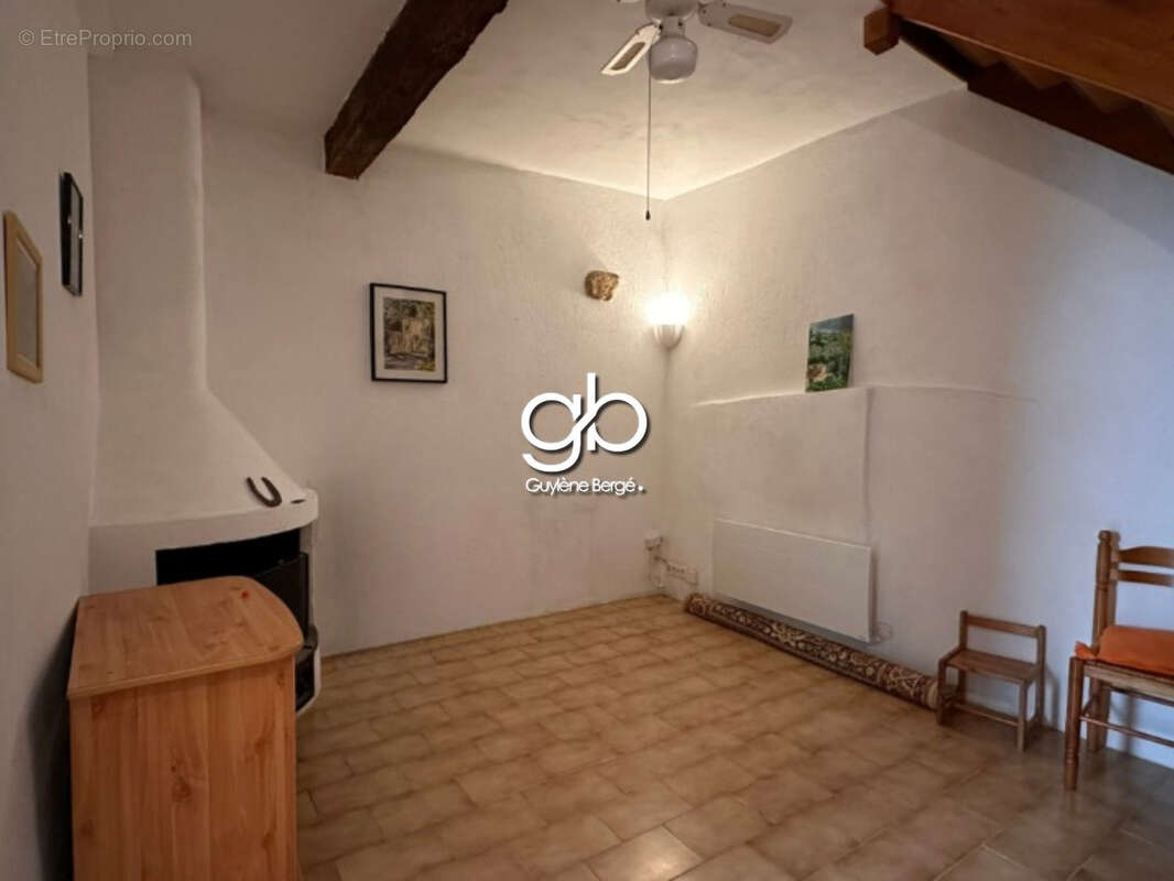 Maison de village avec voûte en pierre et cheminée   centre pignan   proche montpellier - photo 8