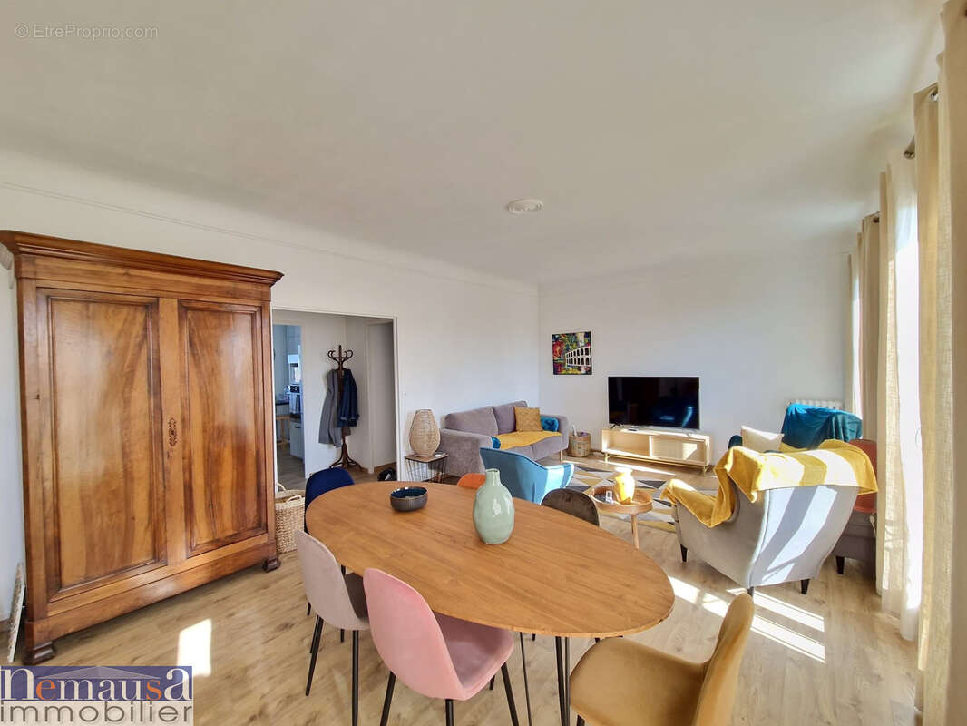 Appartement à NIMES