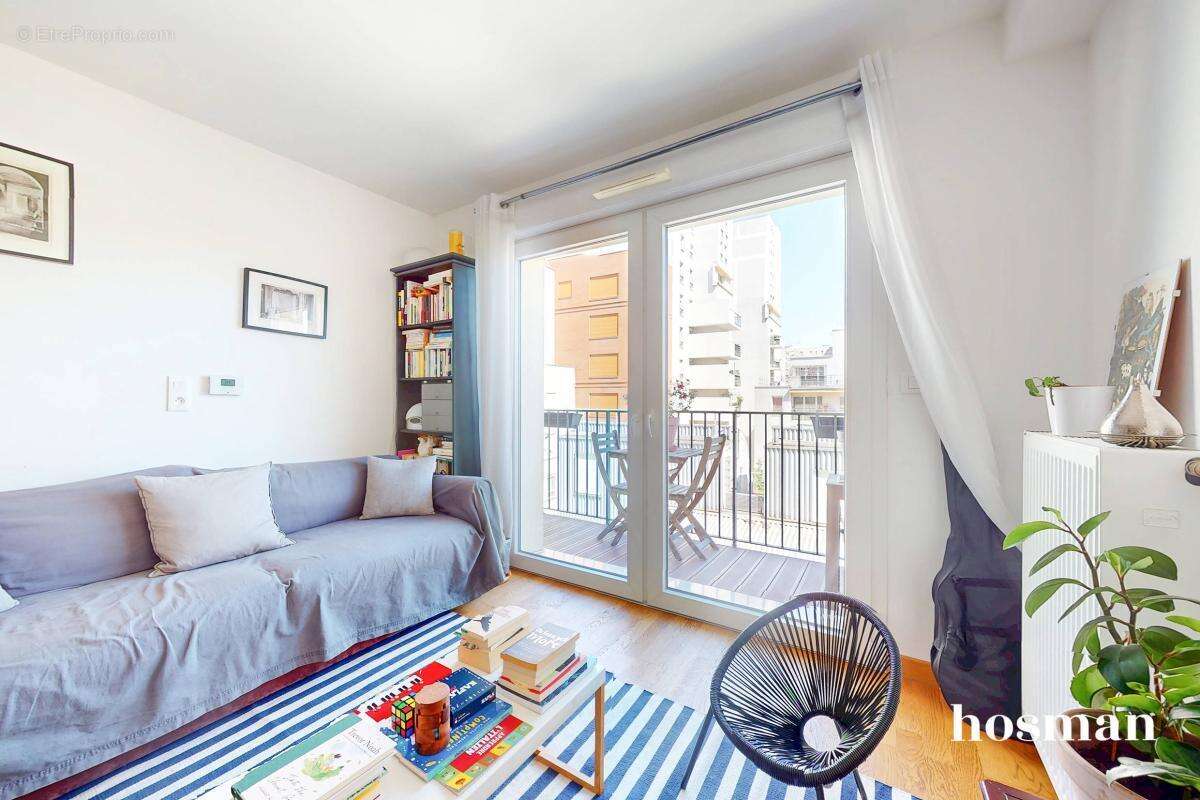 Appartement à PARIS-19E