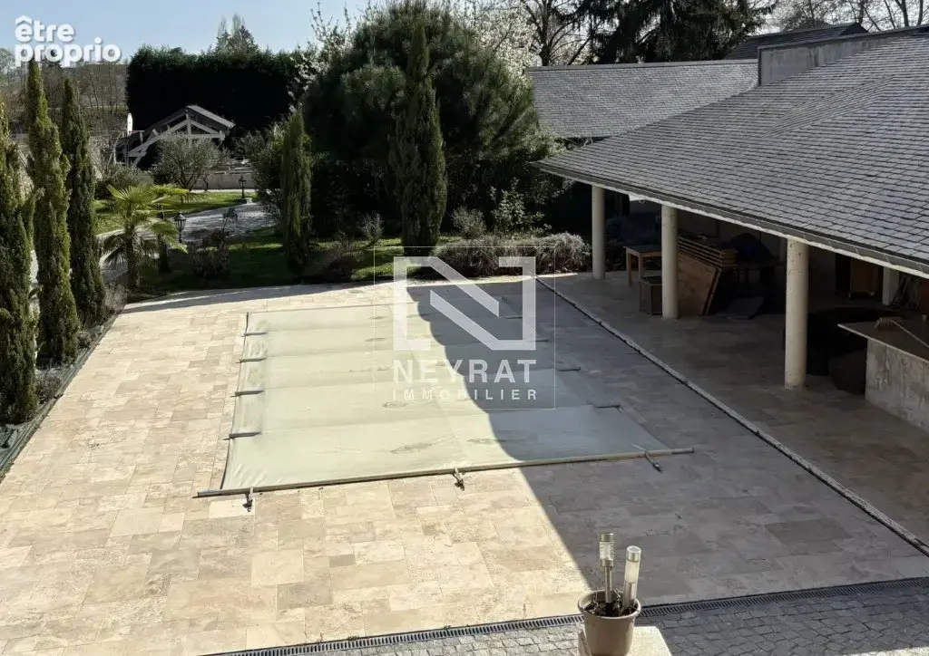 Maison Bourgeoise de 239m2 4 chambres et dépendances - photo 10