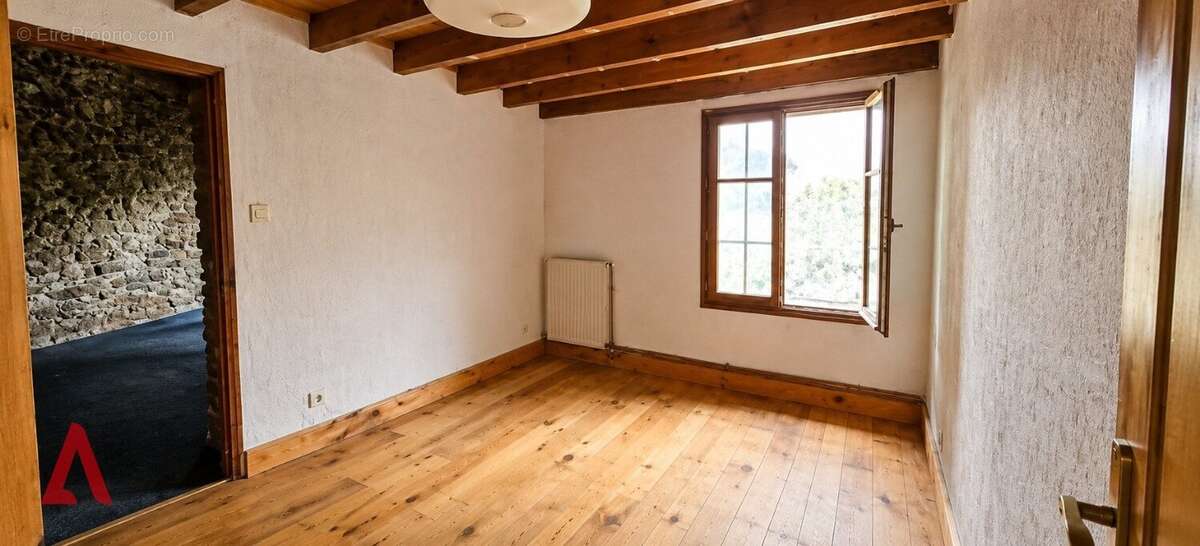 Maison en pierre avec jardin.  Charme et potentiel. PALAJA - photo 5
