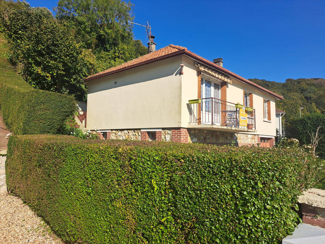 Maison à CANY-BARVILLE