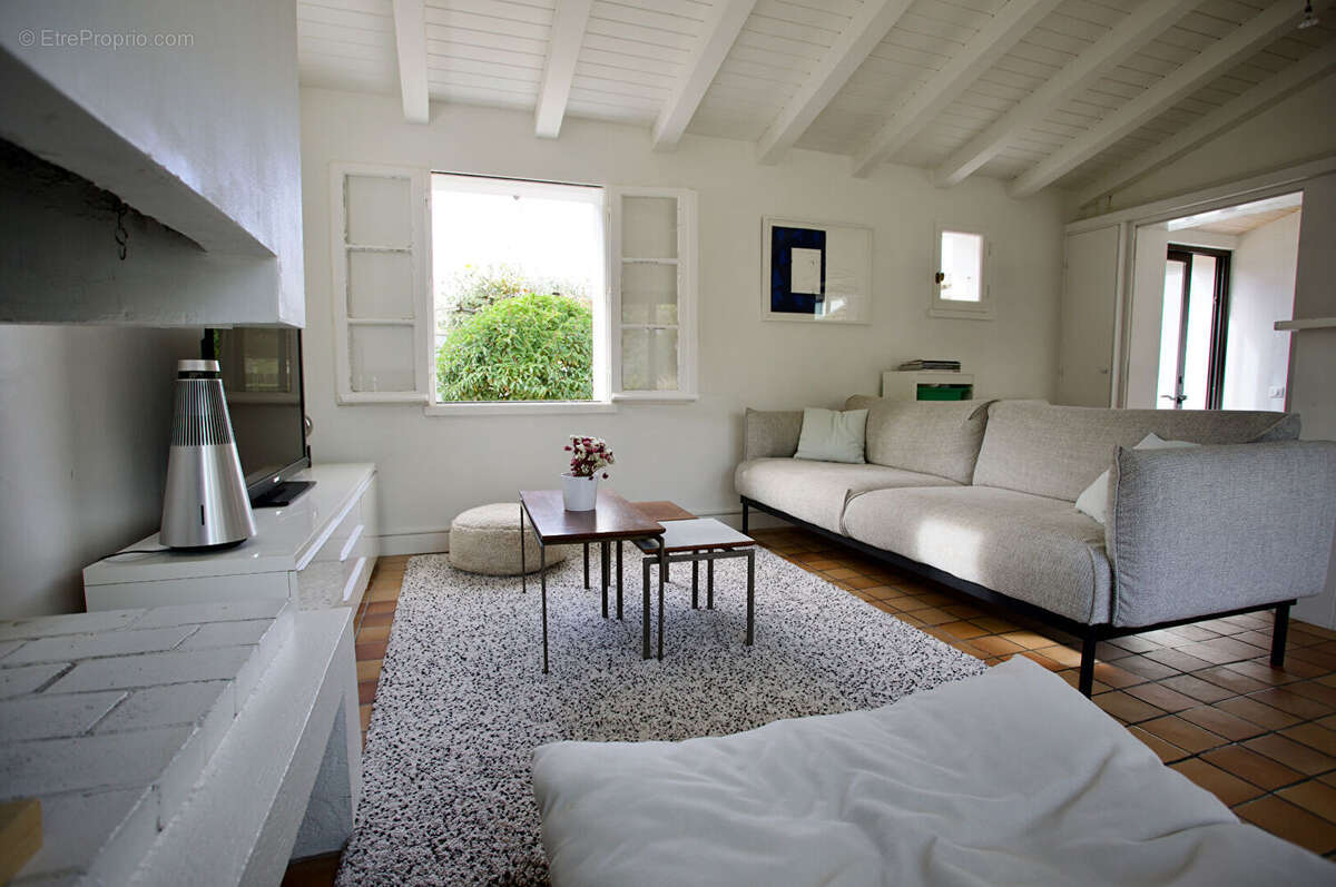 Maison à LES PORTES-EN-RE