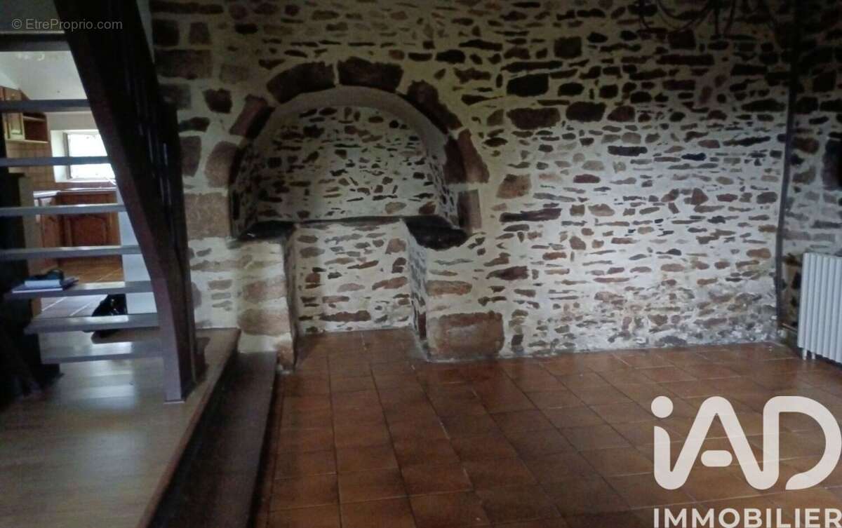 Photo 2 - Maison à CORNIL
