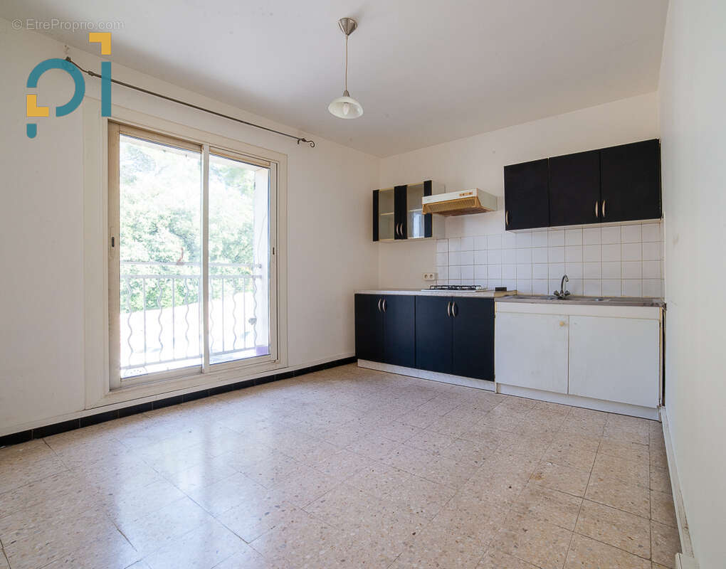 Appartement à LAMBESC