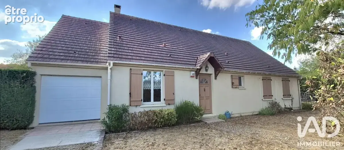 Photo 1 - Maison à VILLENEUVE-LES-SABLONS