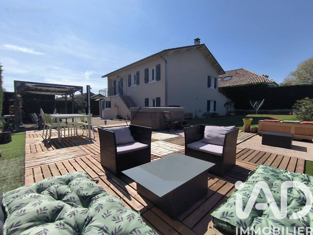 Photo 1 - Maison à ARNAS