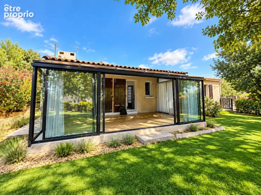 Maison T5 de 101 m2  avec jardin de 500m2 à Camps-la-Source 83170 - photo 2