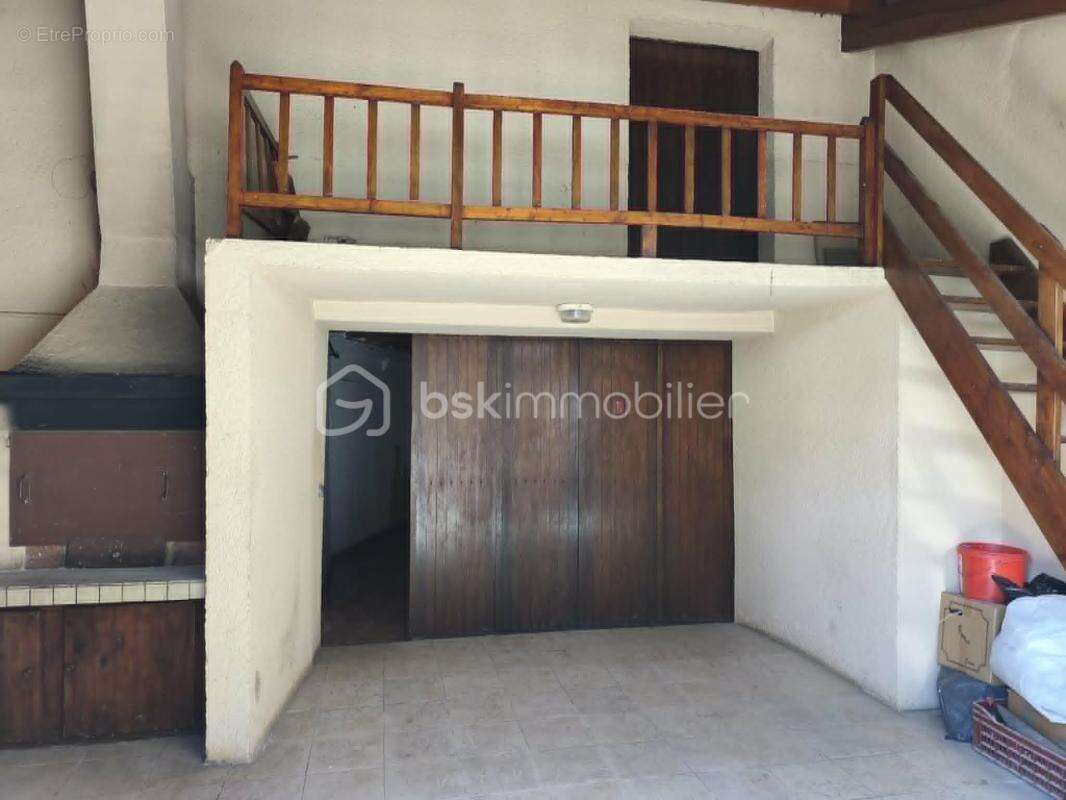 Maison familiale de 141 m2 - Dépendances - Jardin - photo 15