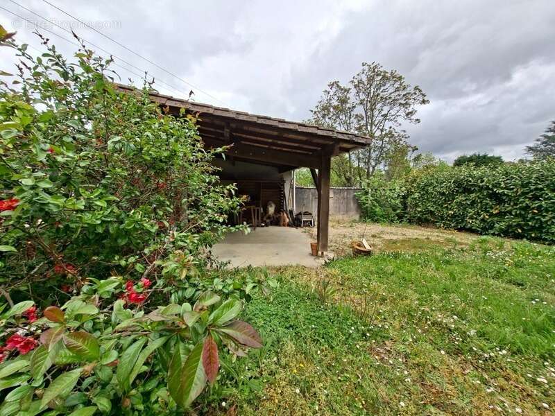 Maison à MONTPON-MENESTEROL