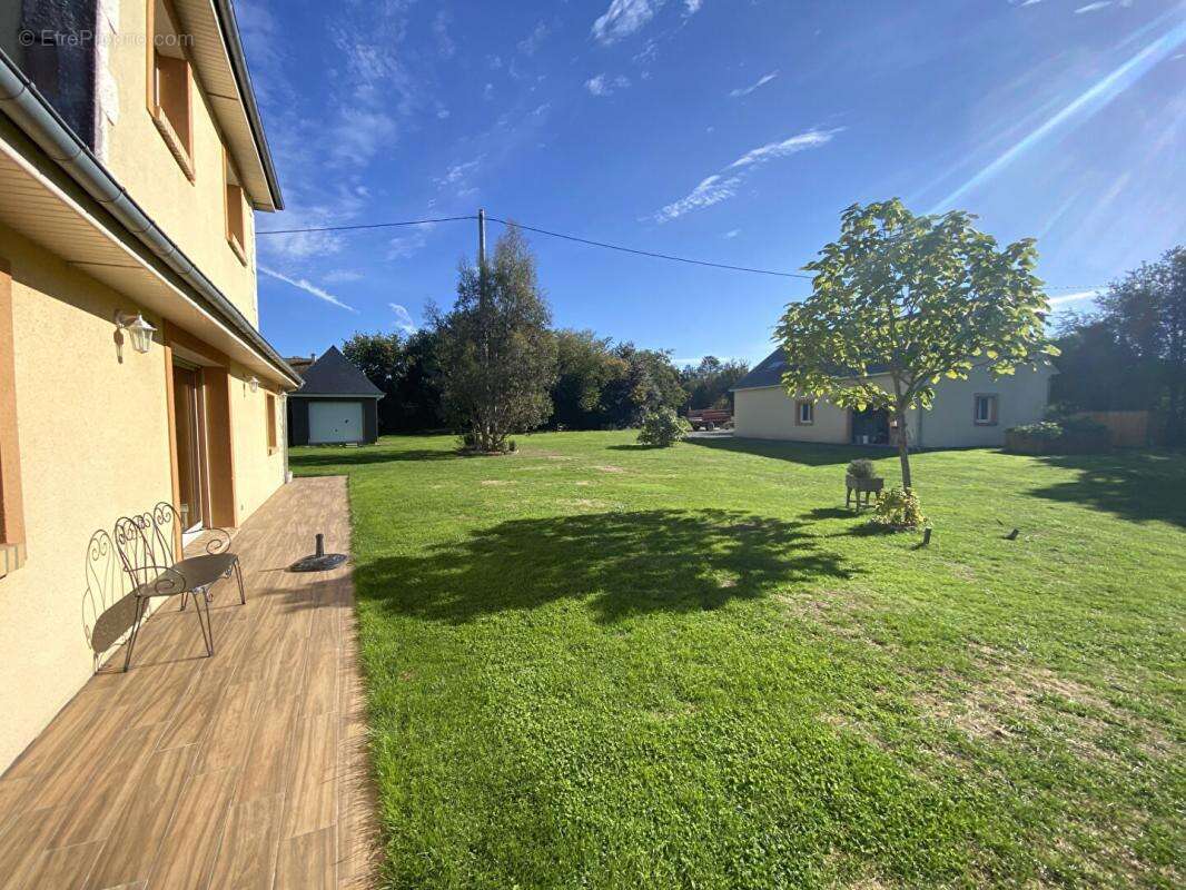 Maison à PONT-L&#039;EVEQUE