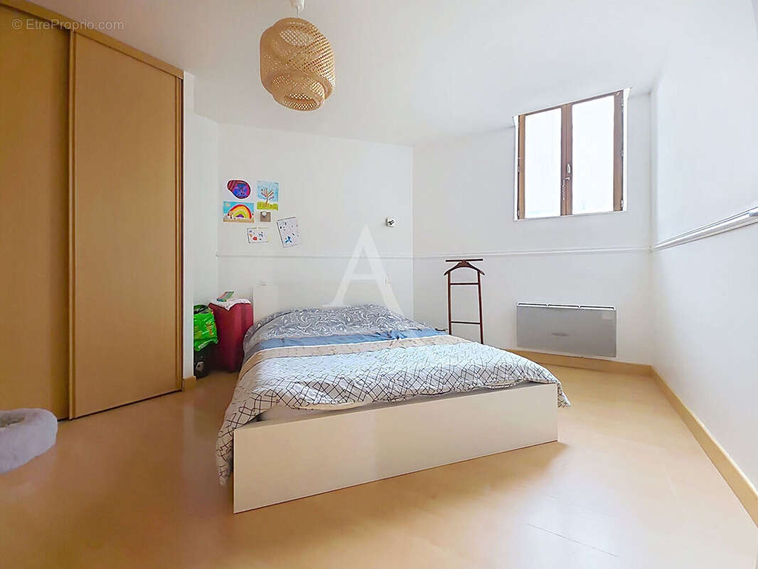 Appartement à MANTES-LA-JOLIE