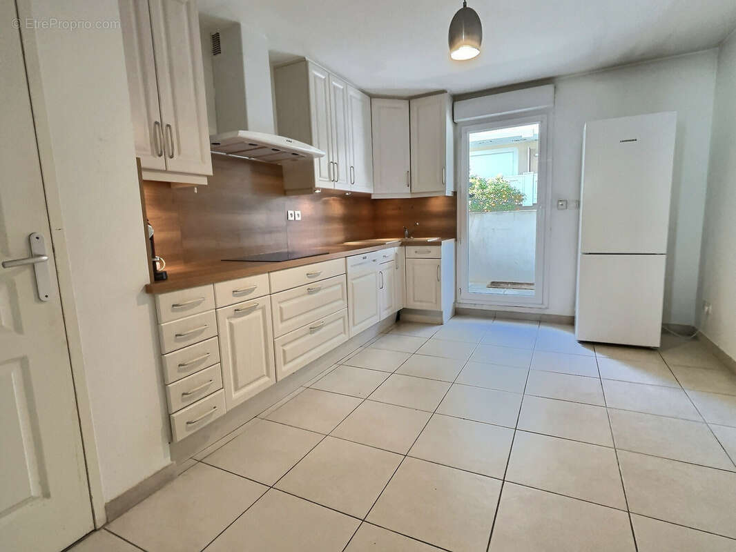 Appartement à HYERES
