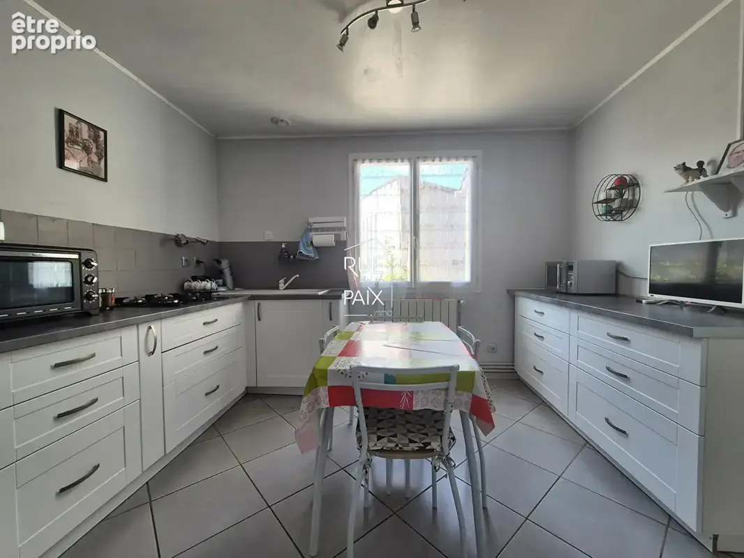 Maison Ceaux En Loudun 4 pièce(s) 99 m2 - photo 7